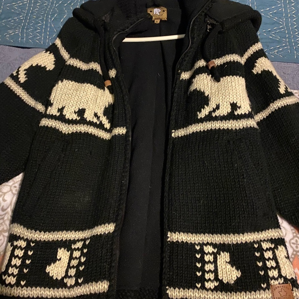 Selling a super warm zip up